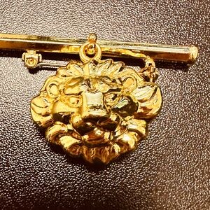 Gold Lion Head Brooch